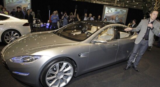 Tesla Model S: 12 лет спустя. Вспоминаем, как встречали легенду в СМИ