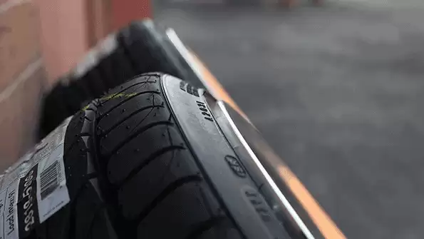 Продлеваем жизнь шин: 5 лайфхаков для водителей от Avtoservis34