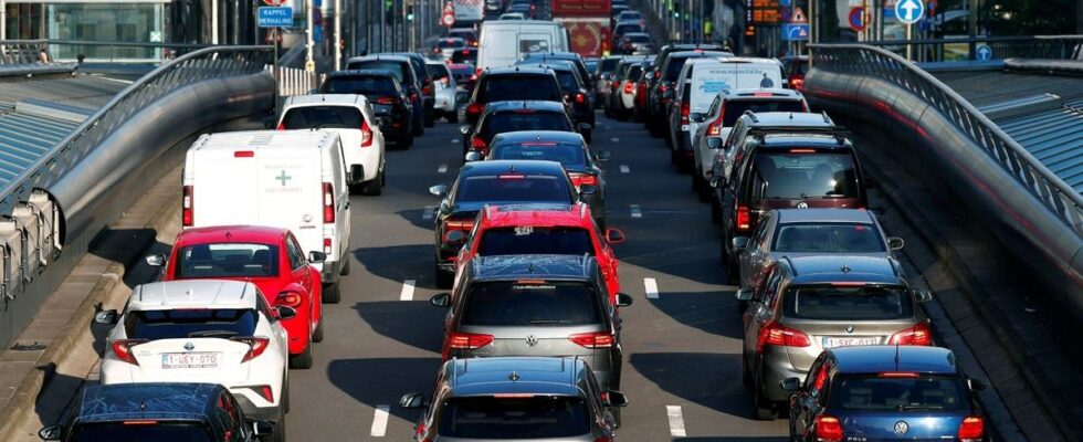 Мировой автопарк: актуальные данные и прогнозы