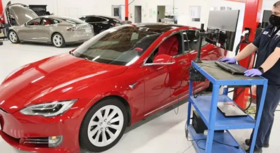 Электромобиль: секреты обслуживания и частые заблуждения