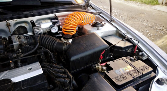 Автомобильный компрессор под капот: подробное руководство по установке и выбору