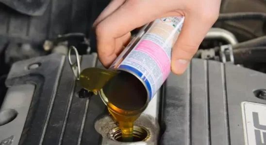 Промывка двигателя автомобиля: когда и зачем это нужно делать