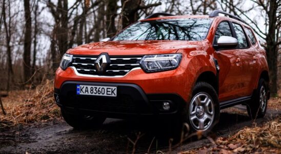 Украинский авторынок 2024: кроссоверы и электромобили на пике популярности (фото)