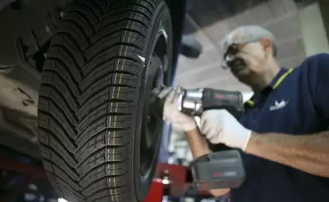 Готовимся к зиме: как выбрать надежный шиномонтаж для вашего автомобиля