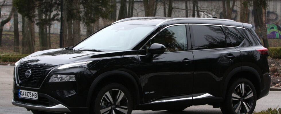 Nissan X-Trail e-Power: тест-драйв гибрида или электромобиля?