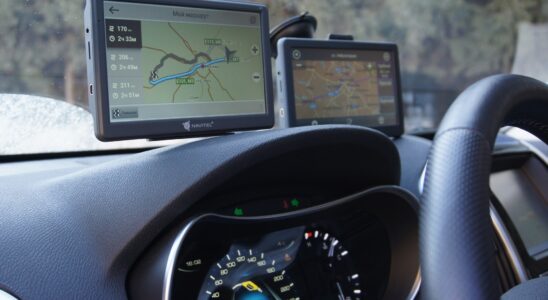 GPS-навигация: Оффлайн, онлайн или гибрид – что выбрать для вашего авто?