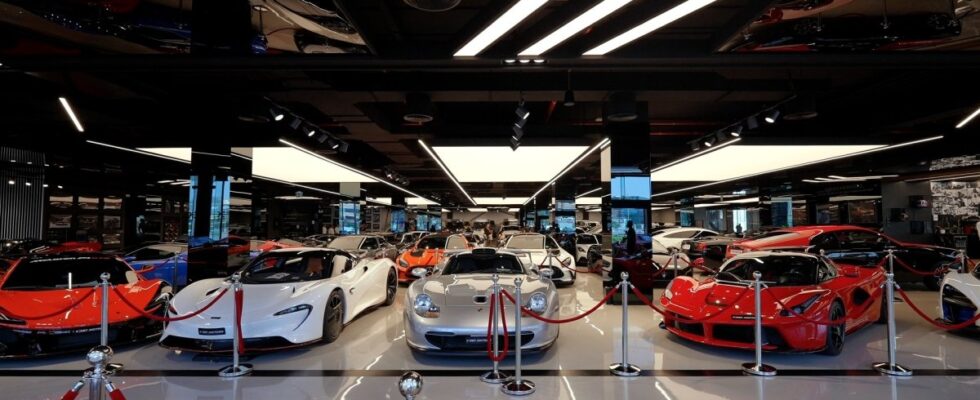 Самый роскошный автосалон мира: эксклюзивный обзор за $100 миллионов (видео)