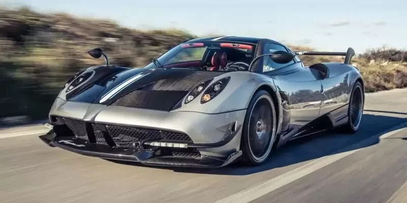 Автомобильные мечты: эксперт раскрывает секреты лучших люксовых авто мира