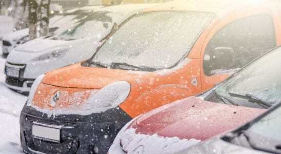 Лайфхак для водителей: зачем стучать по капоту перед каждой поездкой