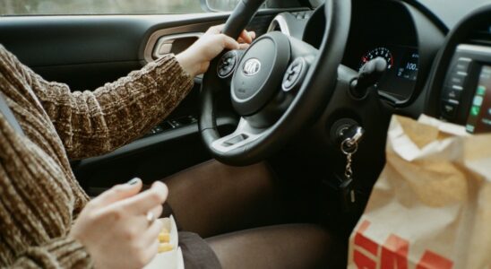 Тайные кнопки в вашем авто: три неочевидных способа улучшить управление машиной