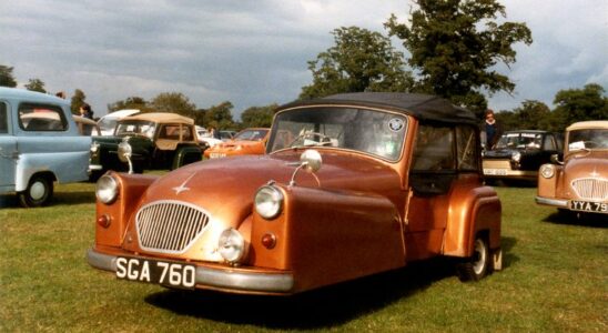 Bond: история и интересные факты об автомобилях марки