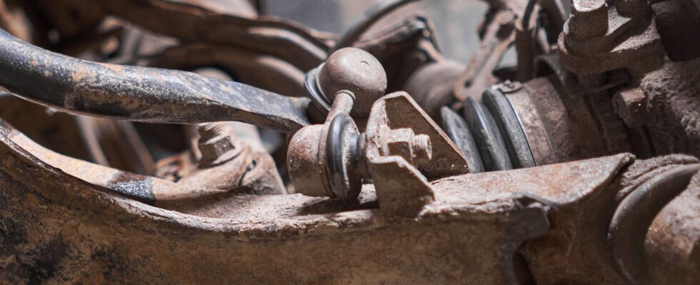 Признаки износа стоек стабилизатора: когда нужна замена