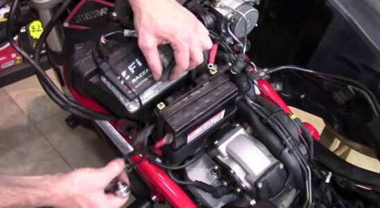 Выбираем мотоаккумулятор: подробное руководство и советы