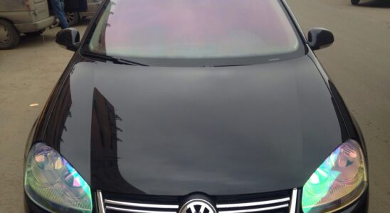 Как выбрать и оклеить авто пленкой хамелеон: полное руководство