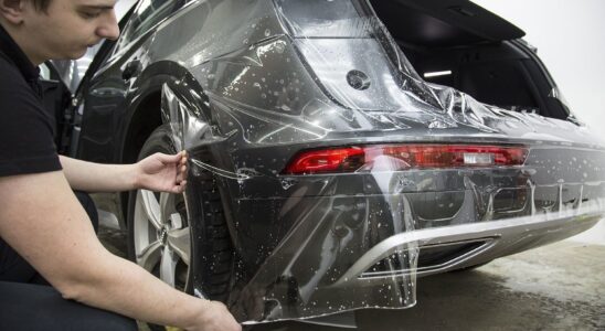 Защита бампера авто пленкой: как выбрать и правильно нанести