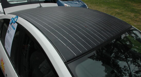 Автомобильные солнечные панели на крышу: обзор и выбор для вашего авто