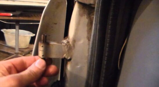 Лайфхаки Avtoservis34: Регулируем и восстанавливаем дверные петли авто своими руками