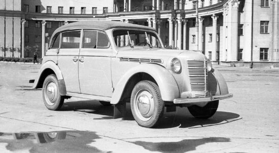 Легендарный Москвич-400 «Буратино»: история и детали культового автомобиля