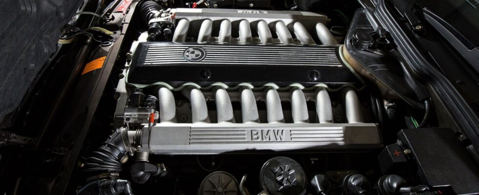 Топ злых американских маслкаров 1962 года: Plymouth Fury и Ford Galaxie