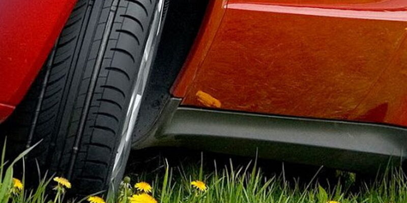 Летняя или всесезонная резина — что выбрать: сравнение характеристик и экономическая выгода