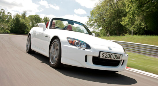Как родился Honda S2000: интересные факты и связь с мотоциклами