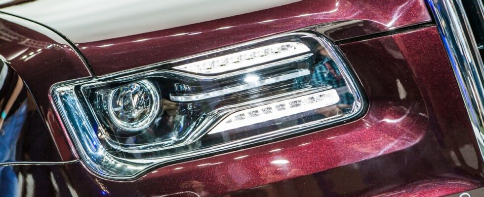 Aurus: секреты моторов, отказ от V6 и будущее V12