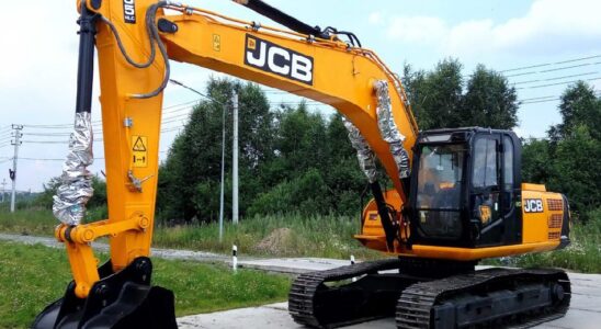 Гусеничный экскаватор: универсальный помощник для ваших задач