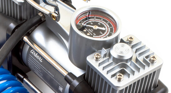 Лучшие автокомпрессоры с автоотключением: рейтинг, фото и отзывы