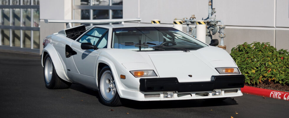 Как нормы безопасности изменили облик культовых автомобилей: от шедевров к компромиссам