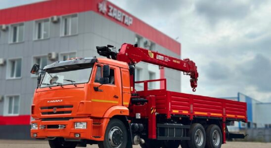 Что такое КМУ и как выбрать автомобиль с краном-манипулятором: полезные советы и преимущества использования