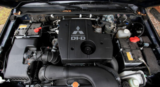 Двойной аккумулятор в авто: когда нужен и как работает