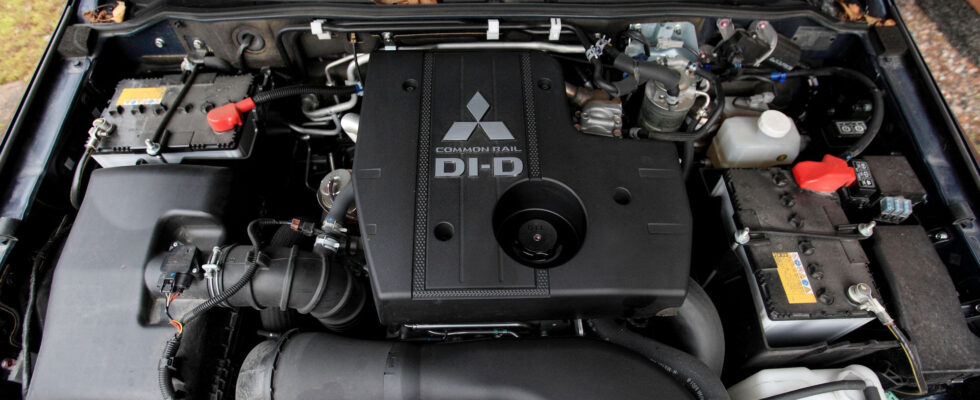 Двойной аккумулятор в авто: когда нужен и как работает