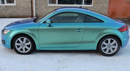 Автомобильная пленка-хамелеон: выбор, цены и рейтинг лучших решений