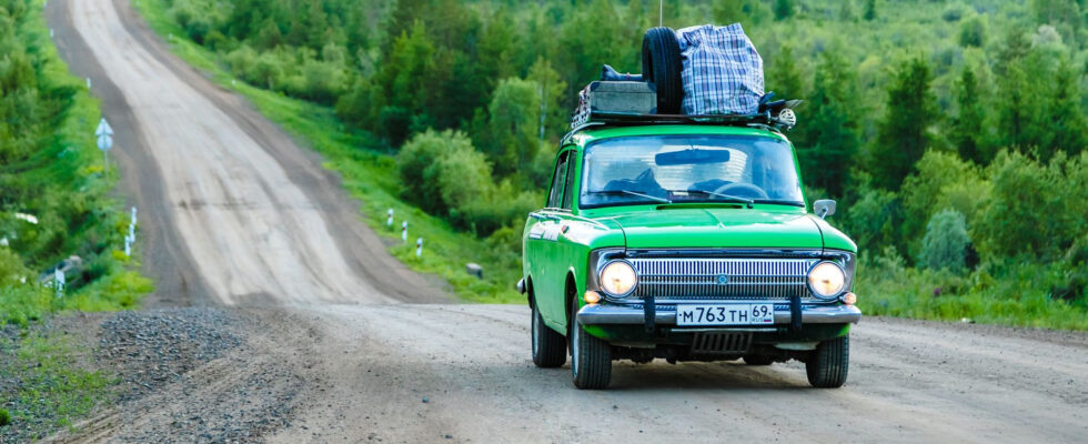 Путешествие по Якутии и Колыме на старом Москвиче: лайфхаки выживания в экстремальных условиях
