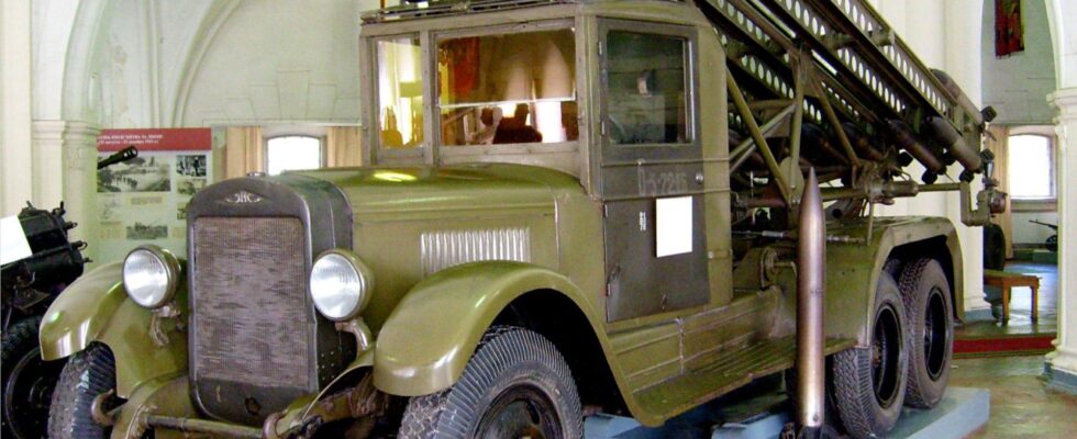 От первых испытаний до легендарной "Катюши": как создавалась лучшая система залпового огня