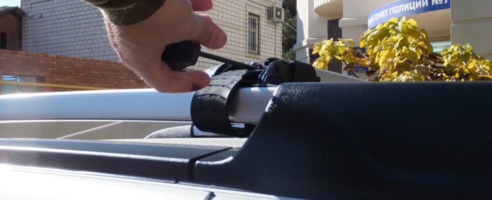 Снимаем багажник с крыши автомобиля: пошаговая инструкция и лайфхаки